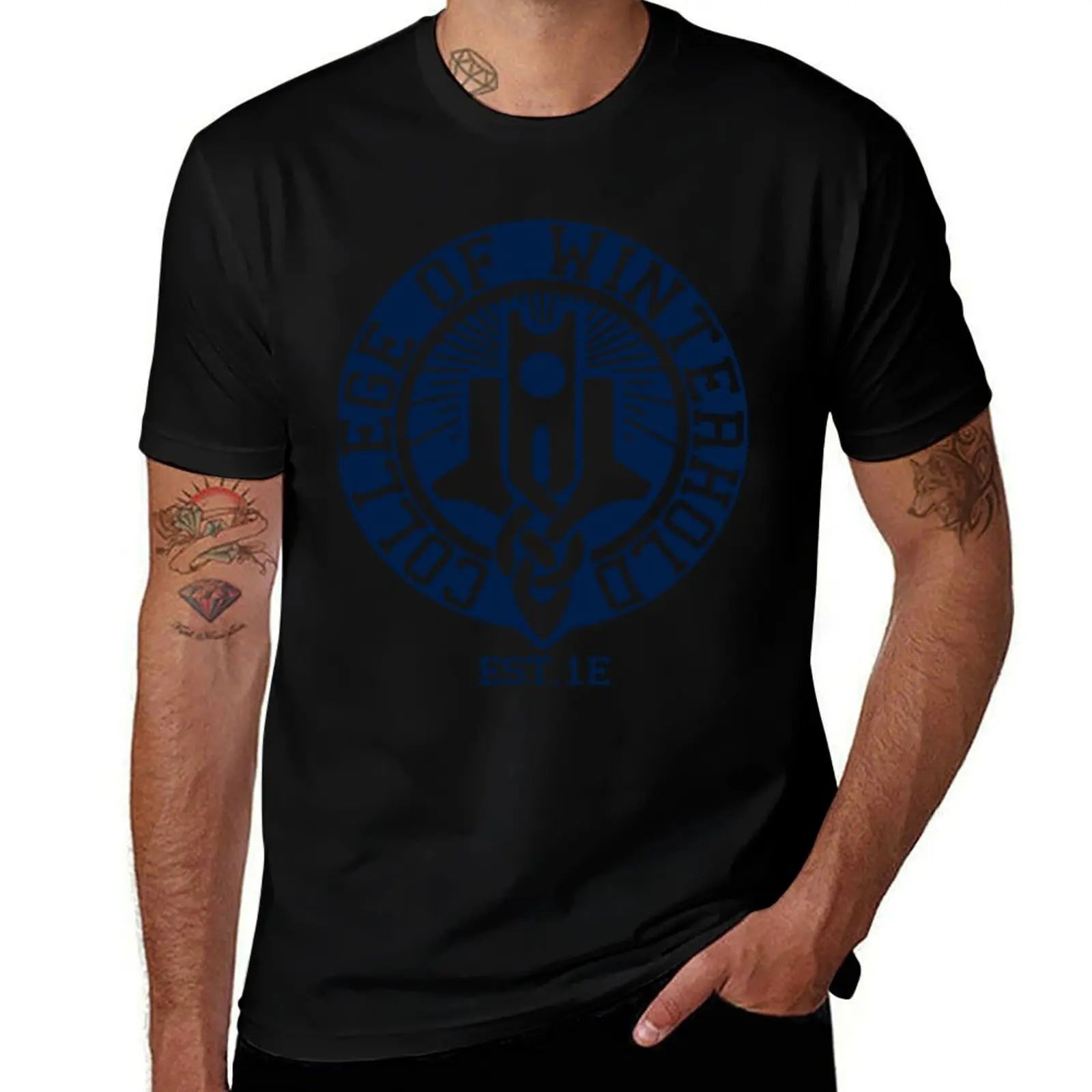 College of Winterhold EST. T-Shirt – Vintage-Style Gamer Tee for Men