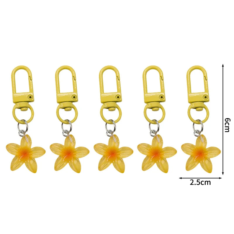 Cute Little Flower Pendant Keychain – Colorful Mini Resin Gift for Guests & Parties - Image 16