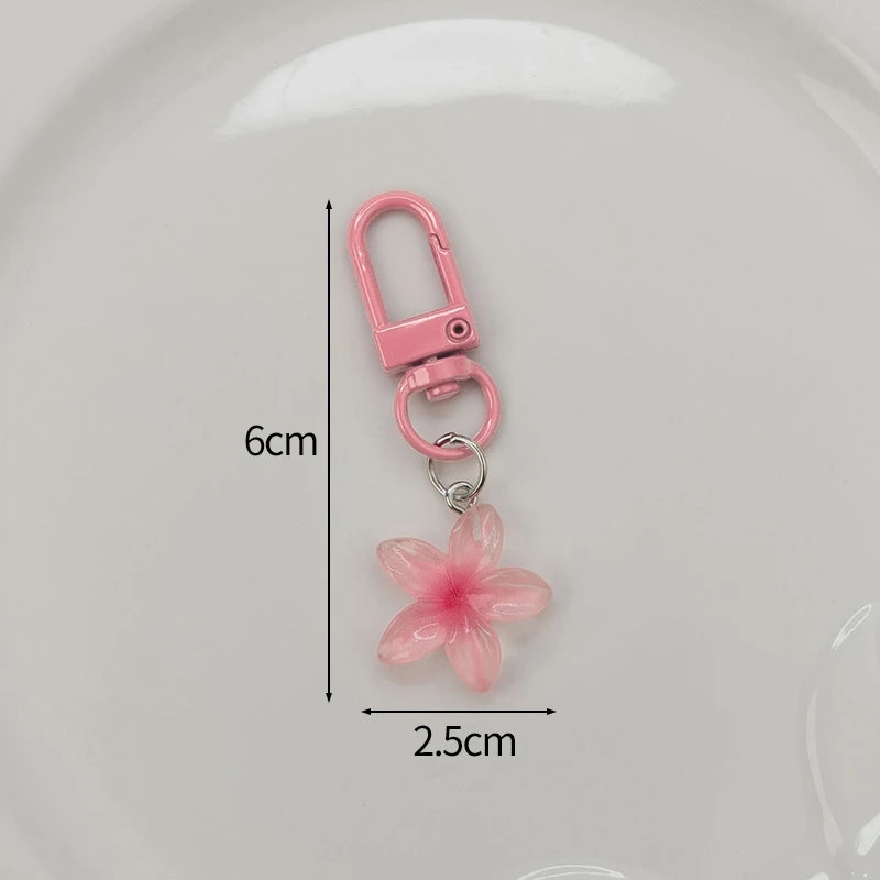 Cute Little Flower Pendant Keychain – Colorful Mini Resin Gift for Guests & Parties - Image 15